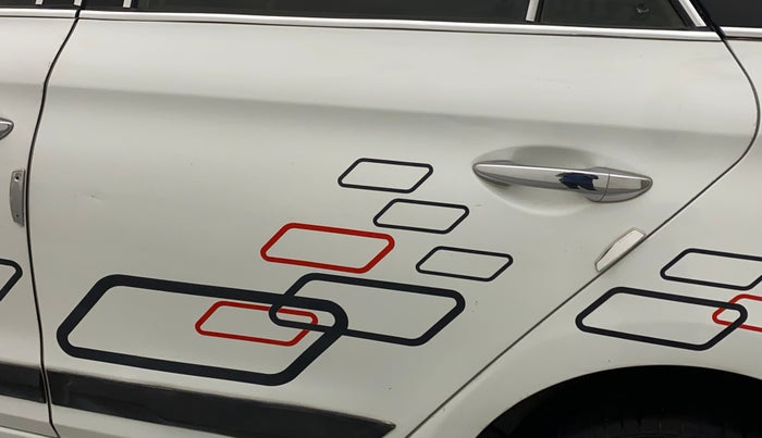 2018 Hyundai Elite i20 ASTA 1.2 (O), Petrol, Manual, 56,065 km, Rear left door - Graphic sticker
