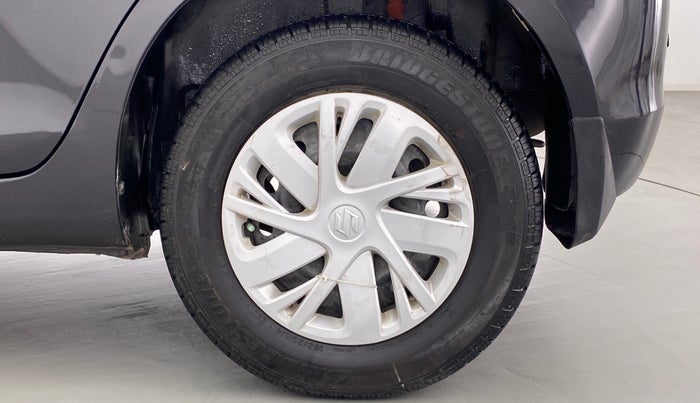 2015 Maruti Swift VXI D, Petrol, Manual, 87,963 km, Left Rear Wheel