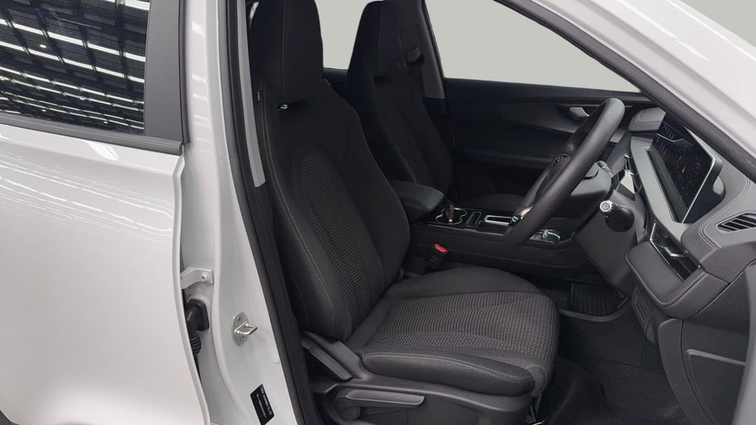 2025 Chery Tiggo 4 Urban Hev, Automatic, 1176 km, Right Side Front Door Cabin View