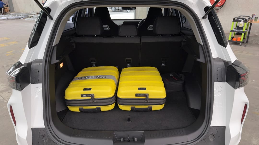 2025 Chery Tiggo 4 Urban Hev, Automatic, 1176 km, Boot Inside View with Luggage