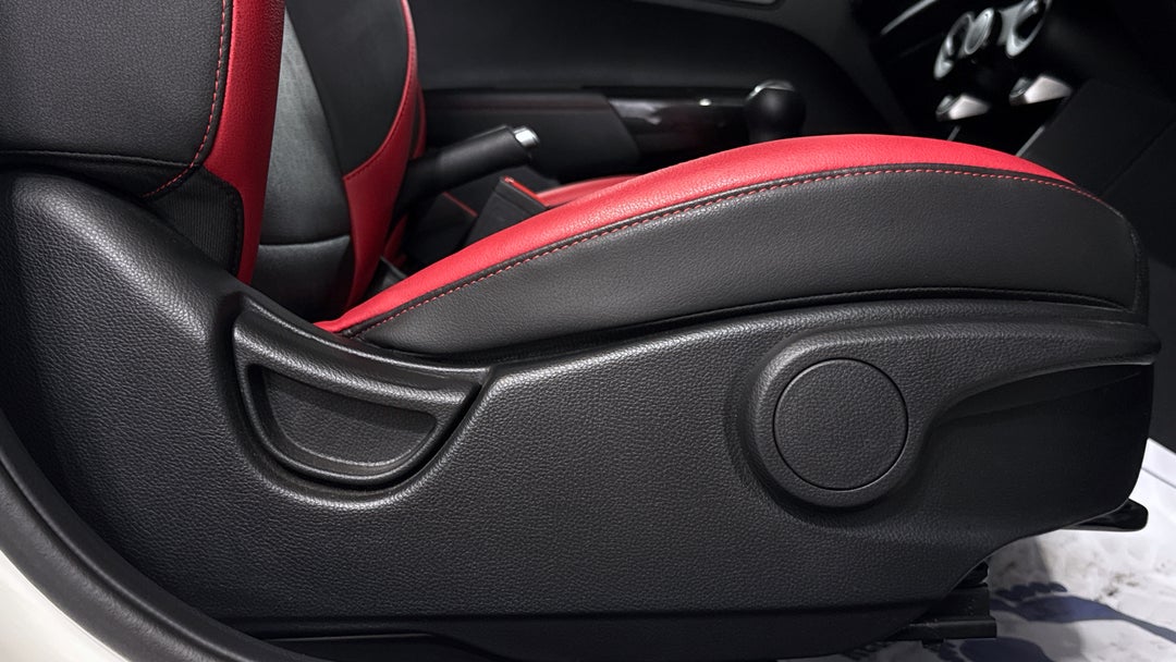 2023 Kia Picanto Gt-line (pe), Automatic, 25295 km, Drivers Side Adjustment Panel