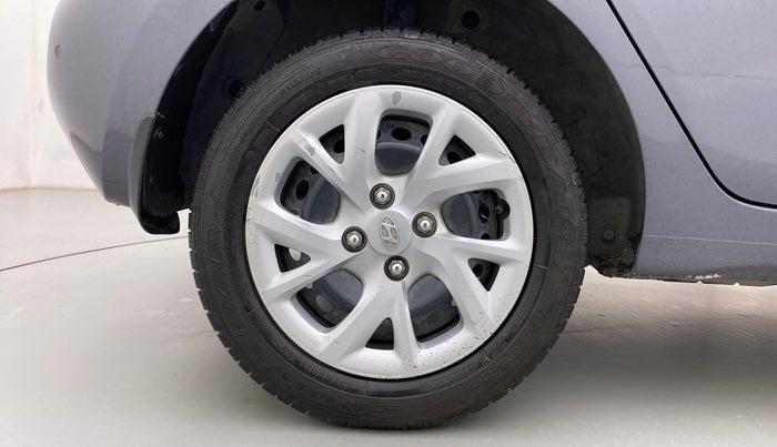 2017 Hyundai Grand i10 SPORTZ 1.2 KAPPA VTVT, Petrol, Manual, 48,430 km, Right Rear Wheel