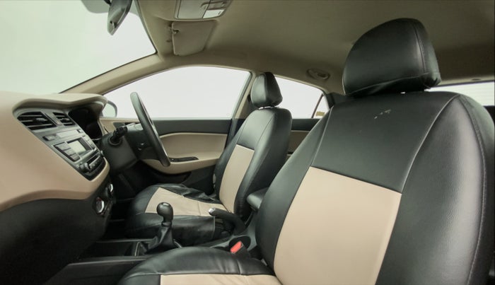 2017 Hyundai Elite i20 SPORTZ 1.2, Petrol, Manual, 29,480 km, Right Side Front Door Cabin