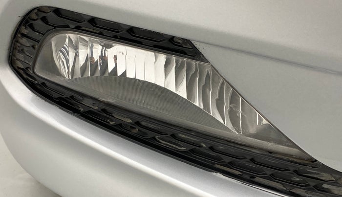 2017 Hyundai Elite i20 SPORTZ 1.2, Petrol, Manual, 29,480 km, Right fog light - Not working