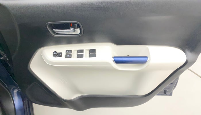 2022 Maruti IGNIS ZETA 1.2, Petrol, Manual, 10,317 km, Driver Side Door Panels Control