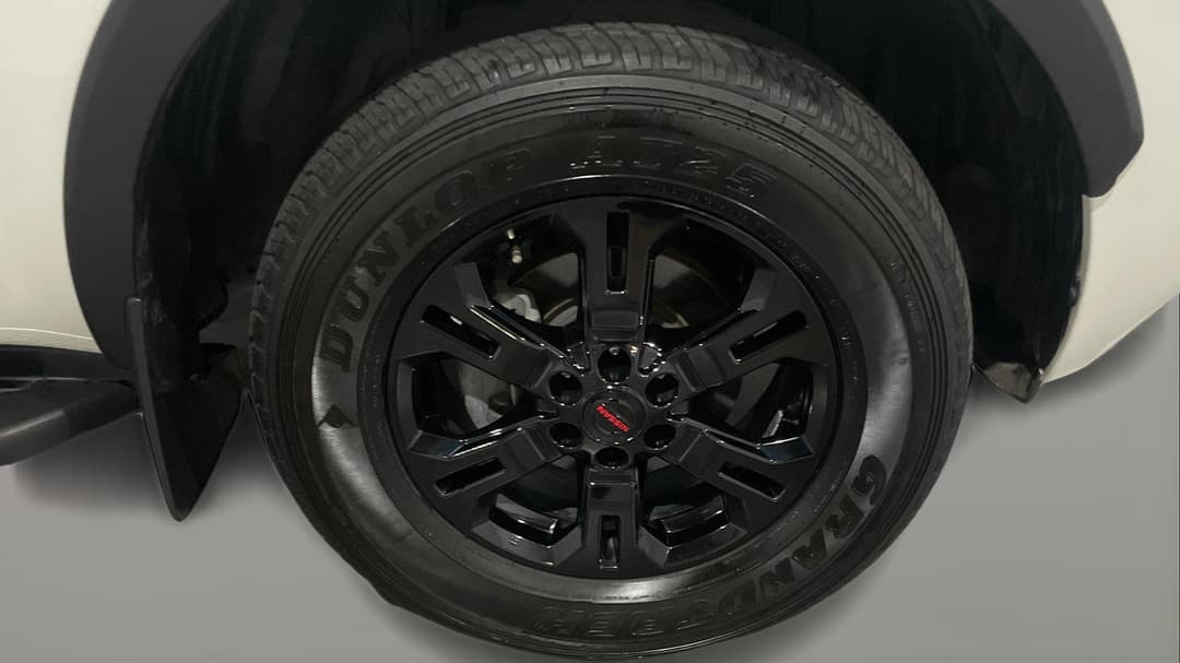 2023 Nissan Navara Pro-4x (4x4), Automatic, 55001 km, Right Front Wheel