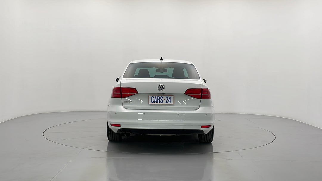 2016 Volkswagen Jetta 155 Tsi Highline Sport, Automatic, 79824 km, Back/Rear View
