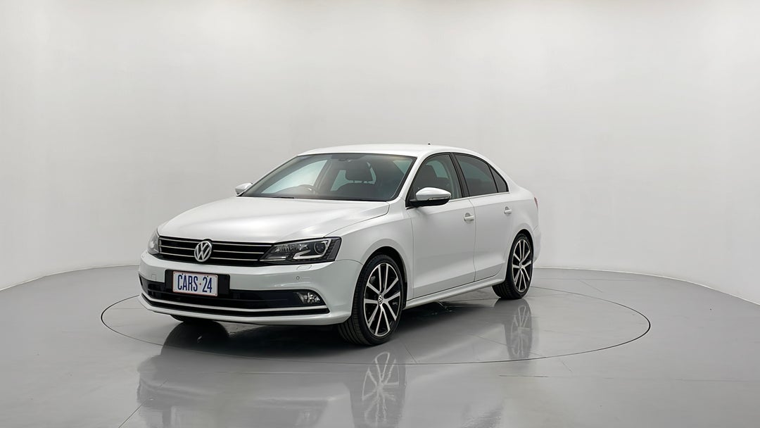 2016 Volkswagen Jetta 155 Tsi Highline Sport, Automatic, 79824 km, Left Front Diagonal (45- Degree) View
