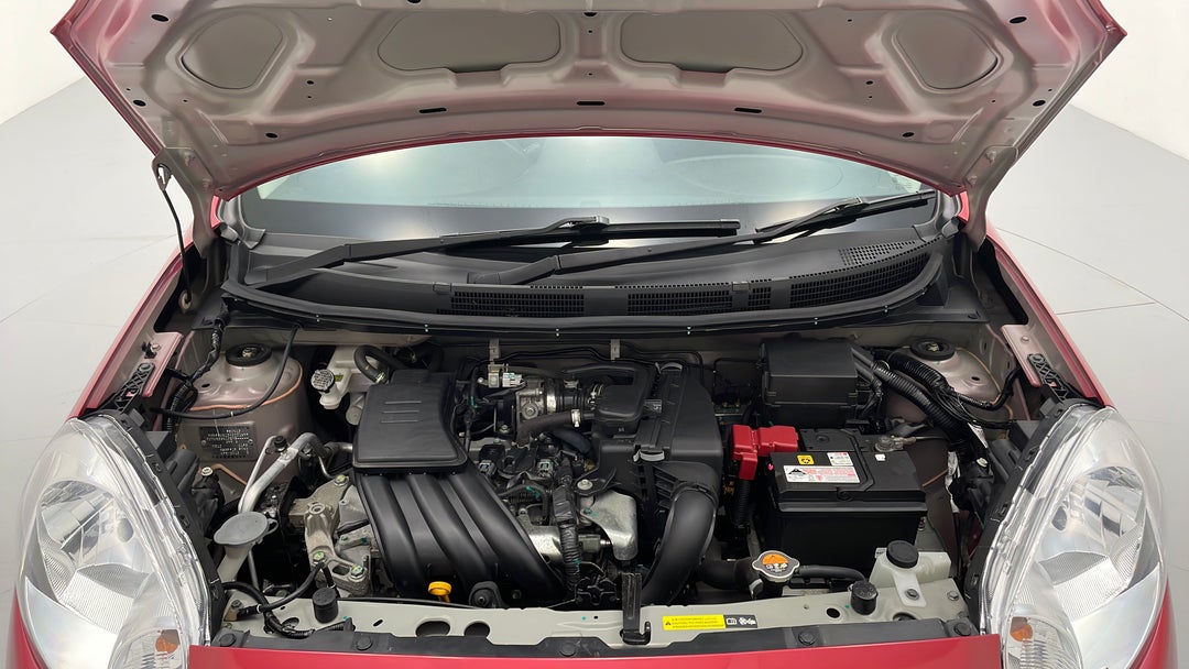 Open Bonnet (Engine)