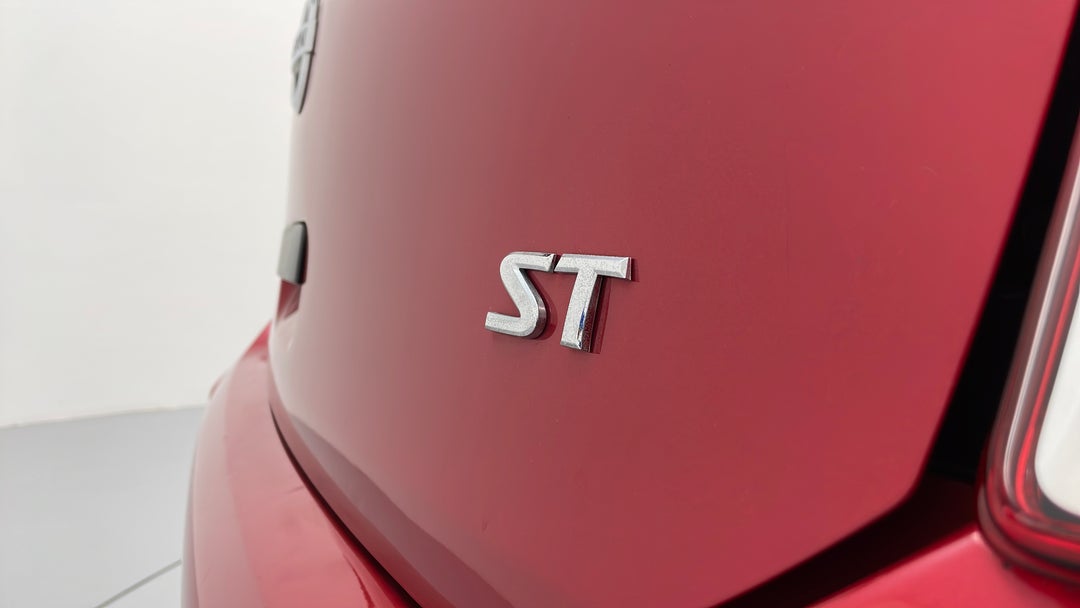 Badge (Boot Right Side)