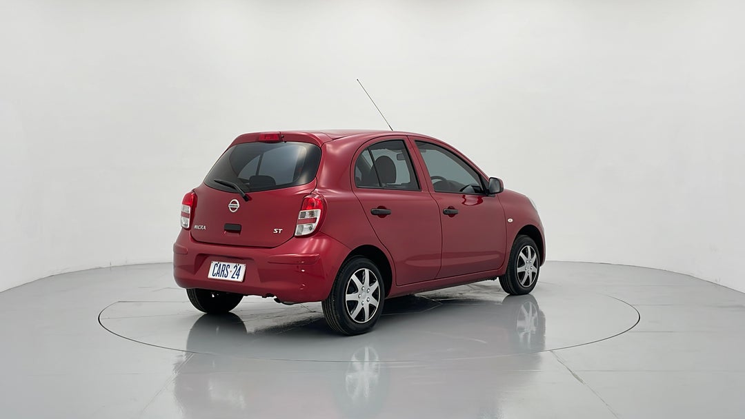 Right Back Diagonal (45- Degree) View