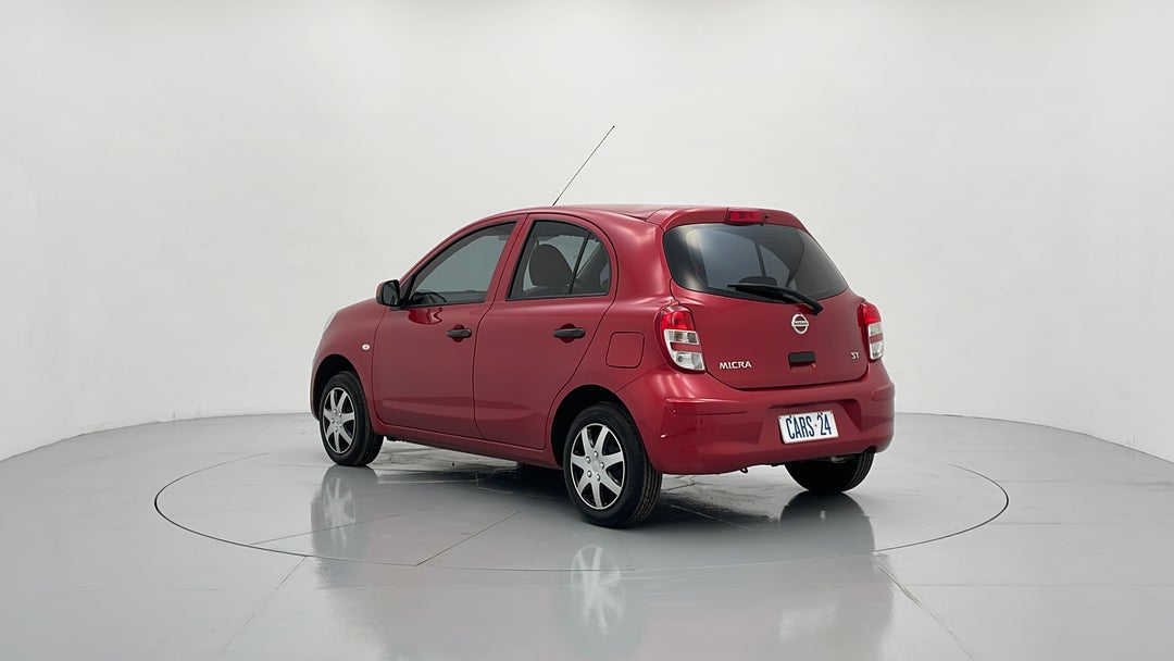 Left Back Diagonal (45- Degree) View