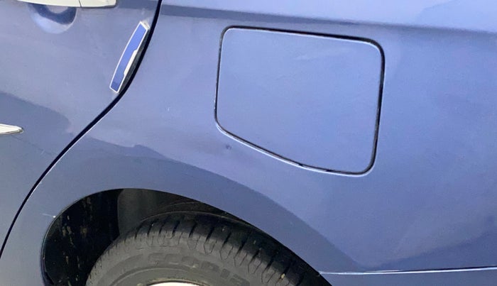 2018 Maruti Ciaz ALPHA  AT 1.5 SHVS PETROL, Petrol, Automatic, 1,04,059 km, Left quarter panel - Minor scratches