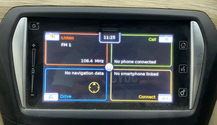 2018 Maruti Ciaz ALPHA  AT 1.5 SHVS PETROL, Petrol, Automatic, 1,04,059 km, Infotainment system - GPS Card not working/missing