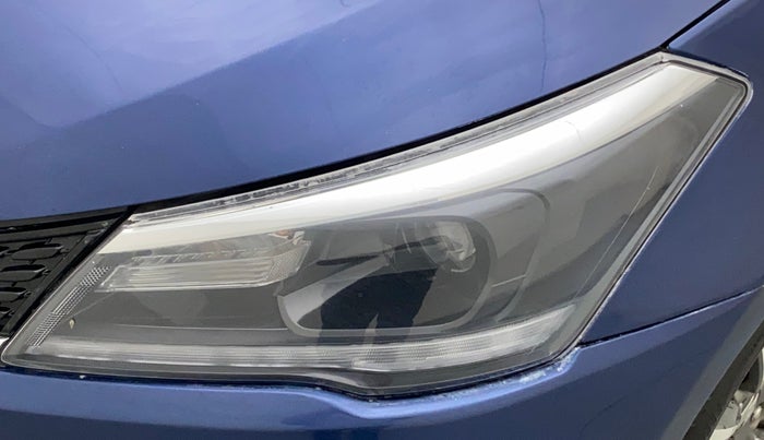 2018 Maruti Ciaz ALPHA  AT 1.5 SHVS PETROL, Petrol, Automatic, 1,04,059 km, Left headlight - Minor scratches