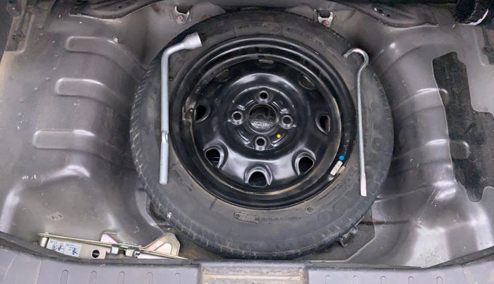 2017 Maruti Alto K10 VXI P, Petrol, Manual, 33,146 km, Spare Tyre