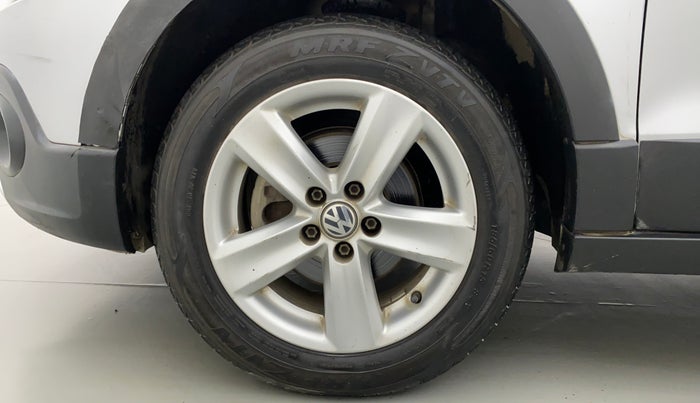 2015 Volkswagen Cross Polo HIGHLINE PETROL, Petrol, Manual, 35,944 km, Left Front Wheel