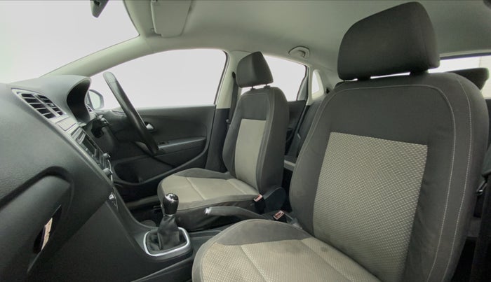 2015 Volkswagen Cross Polo HIGHLINE PETROL, Petrol, Manual, 35,944 km, Right Side Front Door Cabin