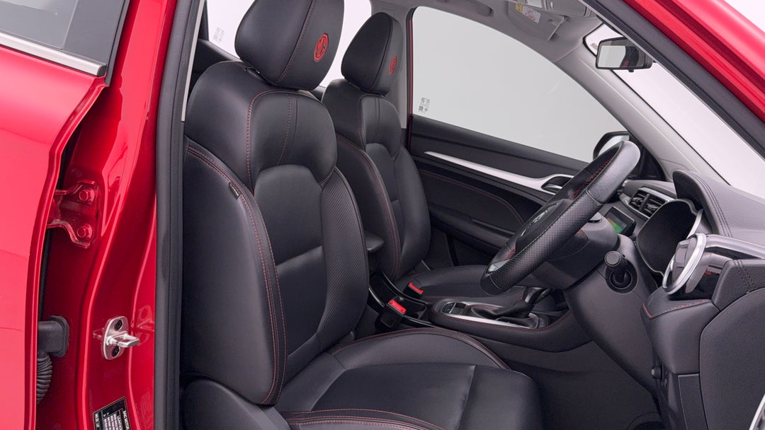2021 MG Zst Essence, Automatic, 61158 km, Right Side Front Door Cabin View