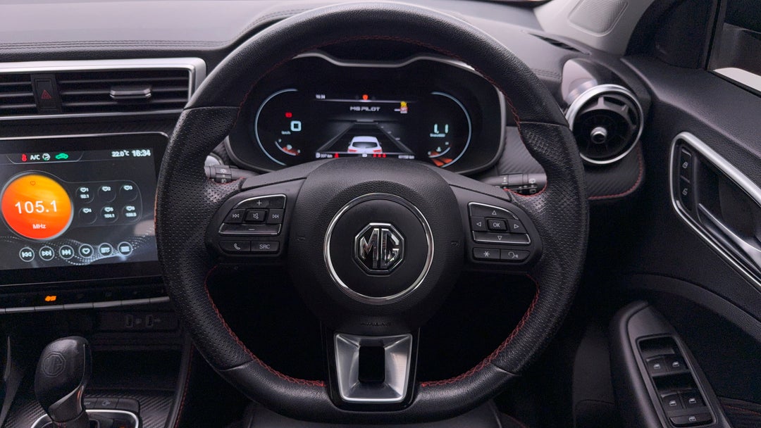 2021 MG Zst Essence, Automatic, 61158 km, Steering Wheel Close-up