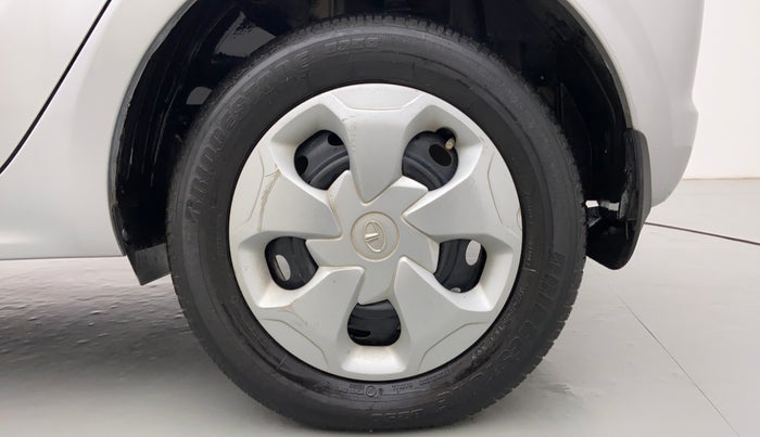 2016 Tata Tiago XZ 1.2 REVOTRON, Petrol, Manual, 29,666 km, Left Rear Wheel