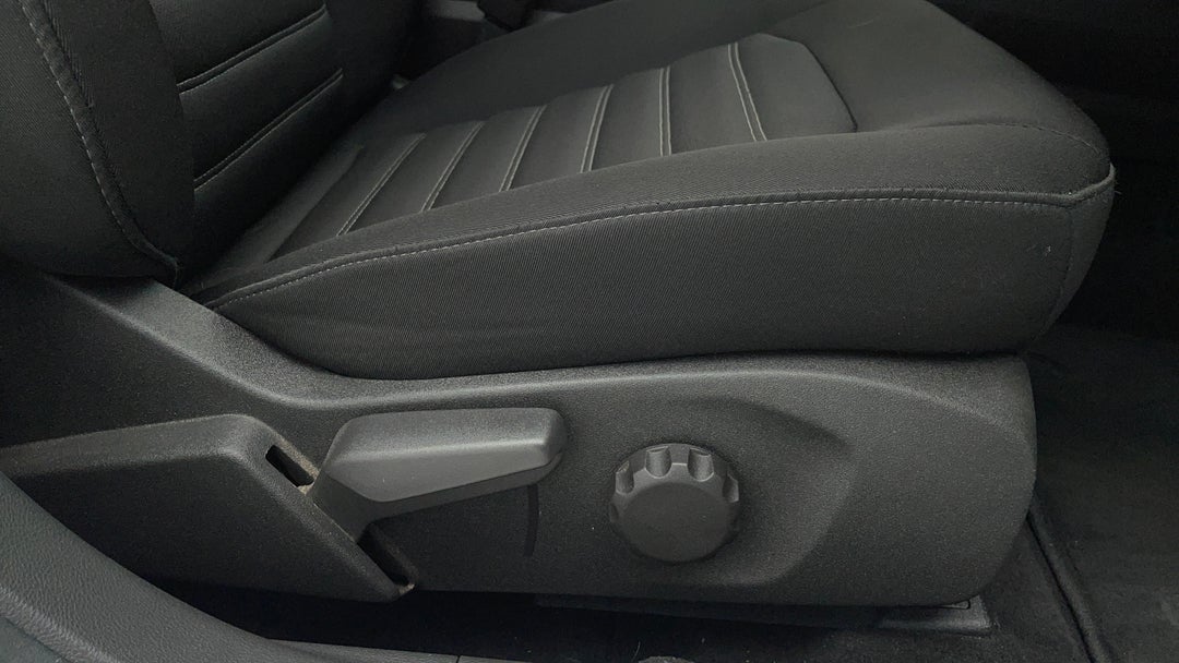 2018 Ford Mondeo Ambiente, Automatic, 73492 km, Drivers Side Adjustment Panel