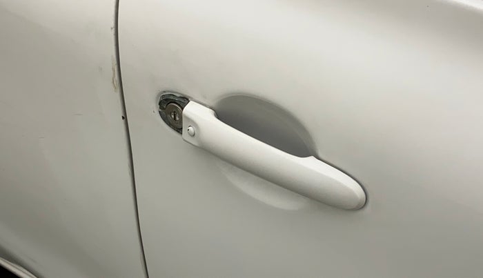 2011 Nissan Micra XV PETROL, Petrol, Manual, 49,566 km, Driver-side door - Door handle has minor damage