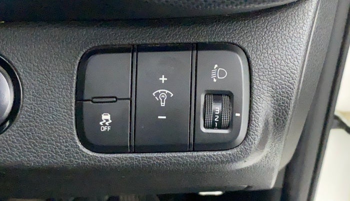 2019 Hyundai VENUE 1.0 TURBO GDI SX+ AT, Petrol, Automatic, 26,338 km, Dashboard - Headlight height adjustment not working