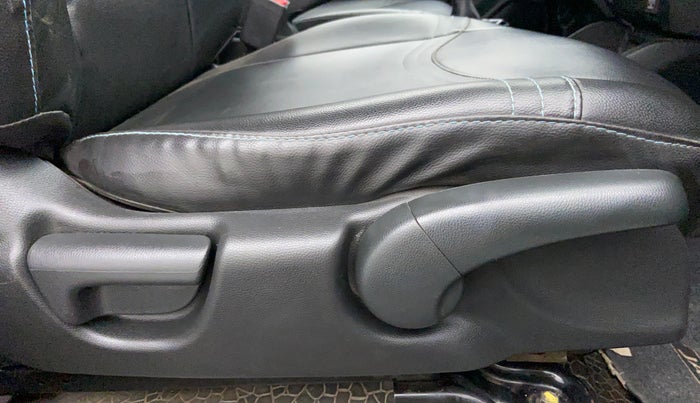 2016 Honda Jazz VX  1.2, Petrol, Manual, 35,285 km, Driver Side Adjustment Panel