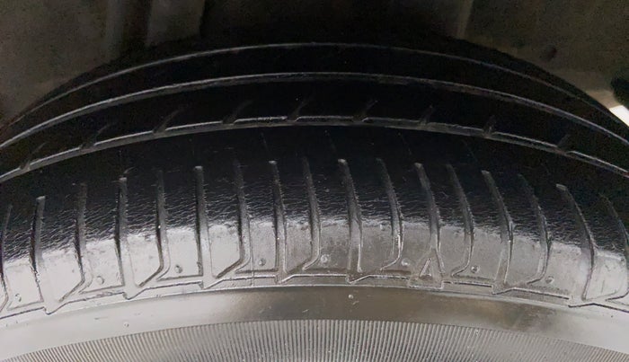 2016 Honda Jazz VX  1.2, Petrol, Manual, 35,285 km, Left Rear Tyre Tread