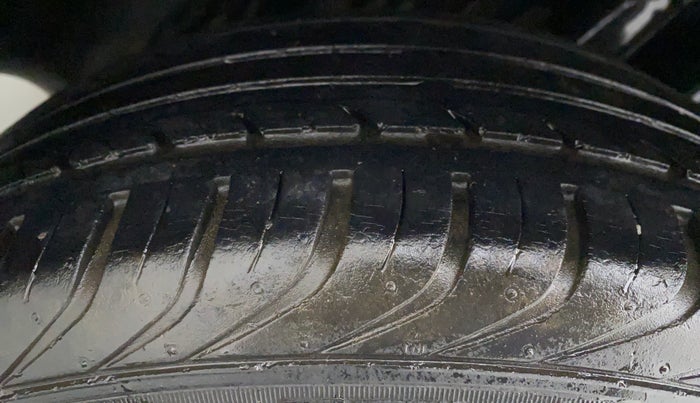 2013 Volkswagen Polo HIGHLINE1.2L PETROL, Petrol, Manual, 65,226 km, Left Rear Tyre Tread