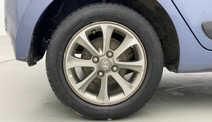 2014 Hyundai Grand i10 ASTA 1.2 (O) VTVT, Petrol, Manual, 29,441 km, Right Rear Wheel