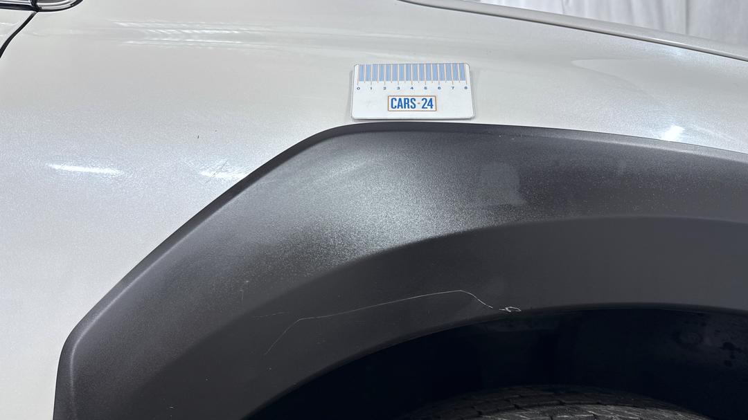 2021 Subaru Outback AWD, Automatic, 117842 km, Mud guard Front RHS Scratch