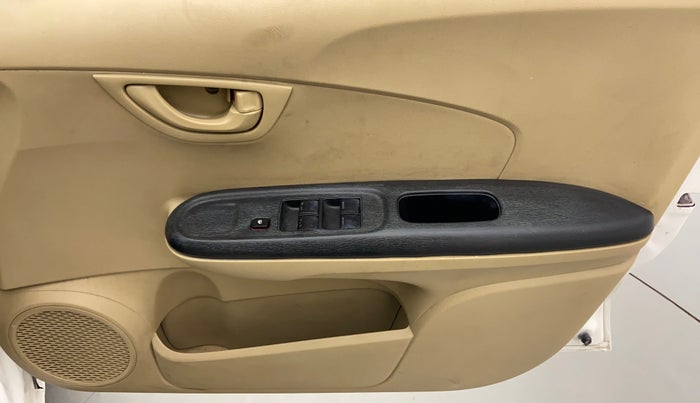2014 Honda Amaze 1.5 EMT I DTEC, Diesel, Manual, 85,593 km, Driver Side Door Panels Control