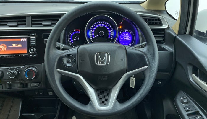 2017 Honda Jazz 1.2 SV MT, Petrol, Manual, 57,183 km, Steering Wheel Close Up
