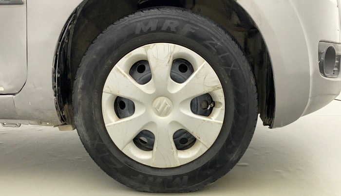 2011 Maruti Ritz VXI, Petrol, Manual, 89,458 km, Right Front Wheel