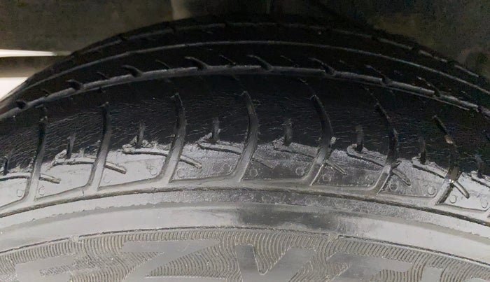 2018 Datsun Go Plus T (O), Petrol, Manual, 25,045 km, Right Rear Tyre Tread