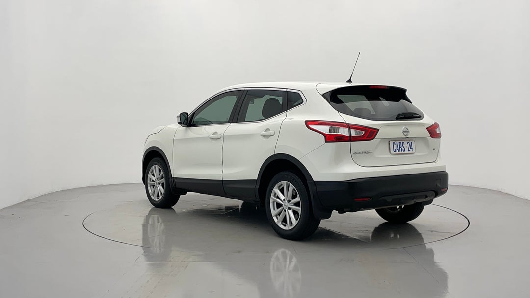 Left Back Diagonal (45- Degree) View