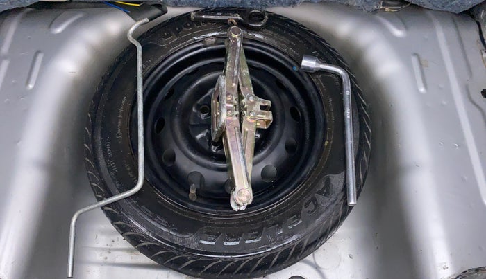 2015 Hyundai Eon MAGNA PLUS, Petrol, Manual, 39,298 km, Spare Tyre