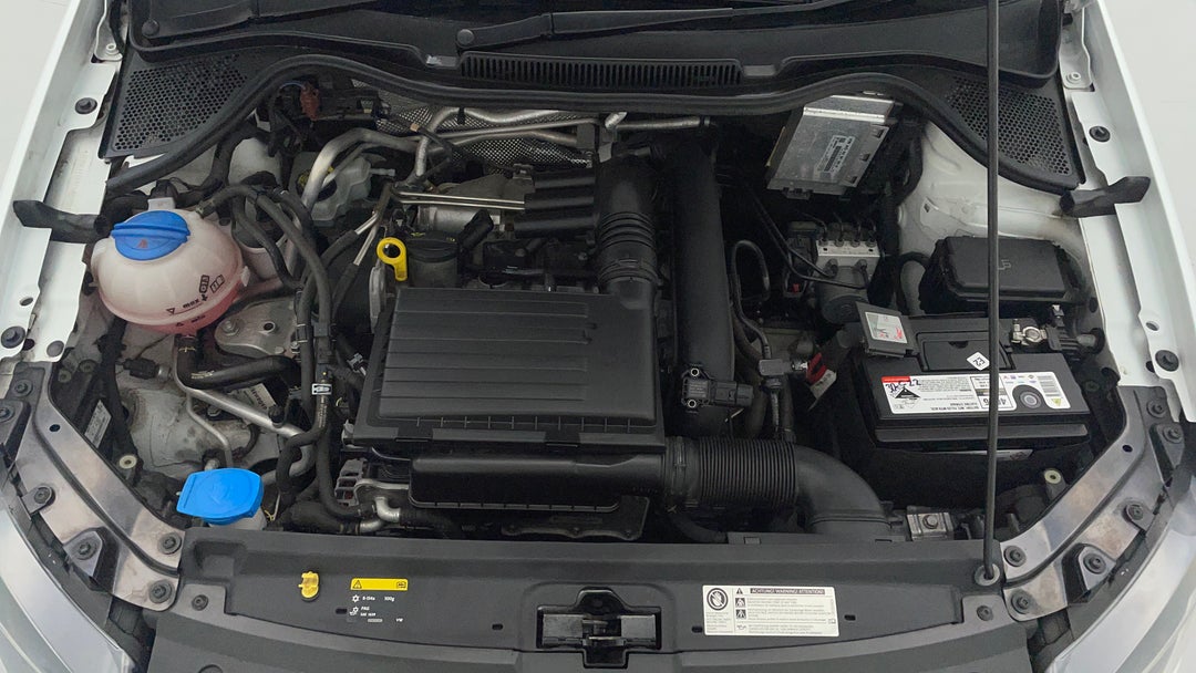 Open Bonnet (Engine)