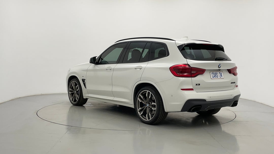 Left Back Diagonal (45- Degree) View