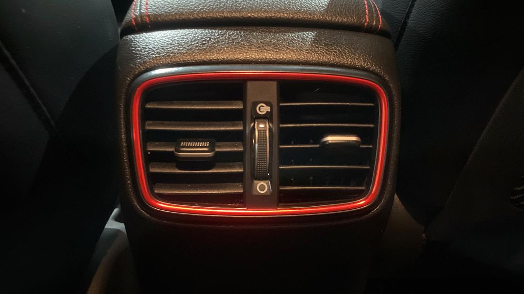 2022 Hyundai i30 N Line, Automatic, 47624 km, Rear A/C Vent