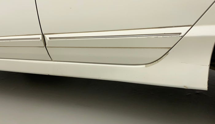 2010 Honda Civic 1.8L I-VTEC V MT, Petrol, Manual, 65,513 km, Left running board - Minor scratches
