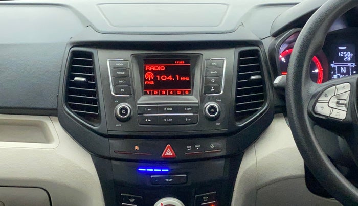 2021 Mahindra XUV300 W6 1.5 DIESEL, Diesel, Manual, 79,714 km, Air Conditioner