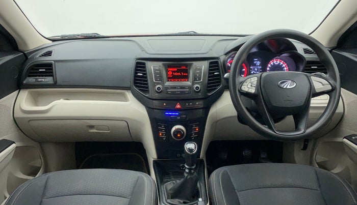 2021 Mahindra XUV300 W6 1.5 DIESEL, Diesel, Manual, 79,714 km, Dashboard