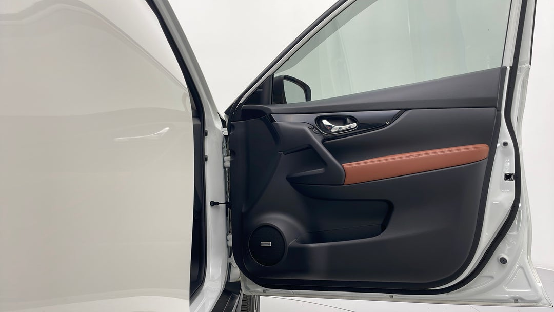 2019 Nissan X-trail Ti (4wd), Automatic, 23113 km, Speaker View