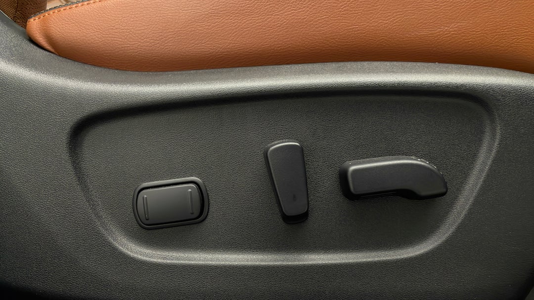 2019 Nissan X-trail Ti (4wd), Automatic, 23113 km, Drivers Side Adjustment Panel