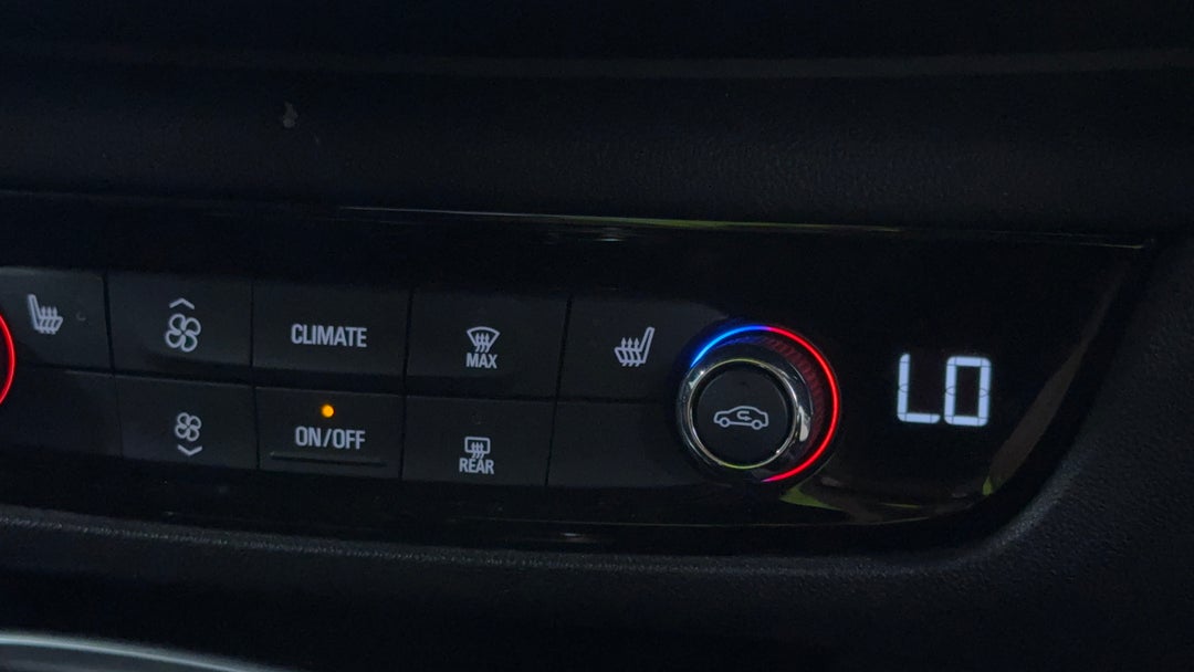 2018 Holden Commodore Rs-v, Automatic, 77855 km, Ventilated Seats