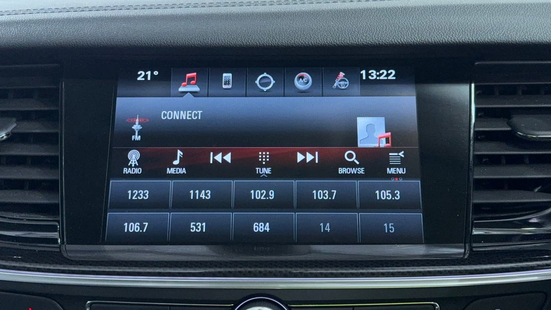 2018 Holden Commodore Rs-v, Automatic, 77855 km, Infotainment System