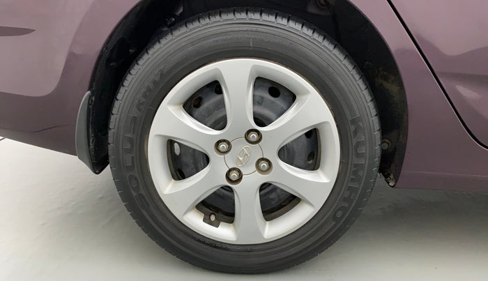 2012 Hyundai Verna FLUIDIC 1.6 EX VTVT, Petrol, Manual, 25,373 km, Right Rear Wheel
